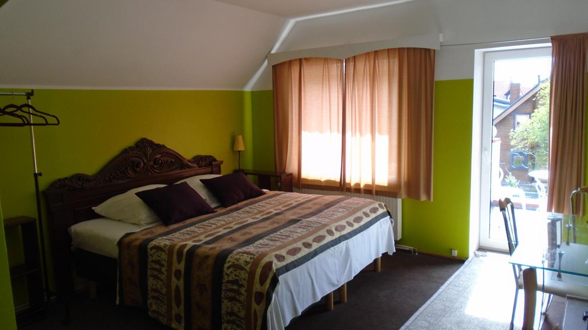 Hotel Getliin Saku Exterior foto