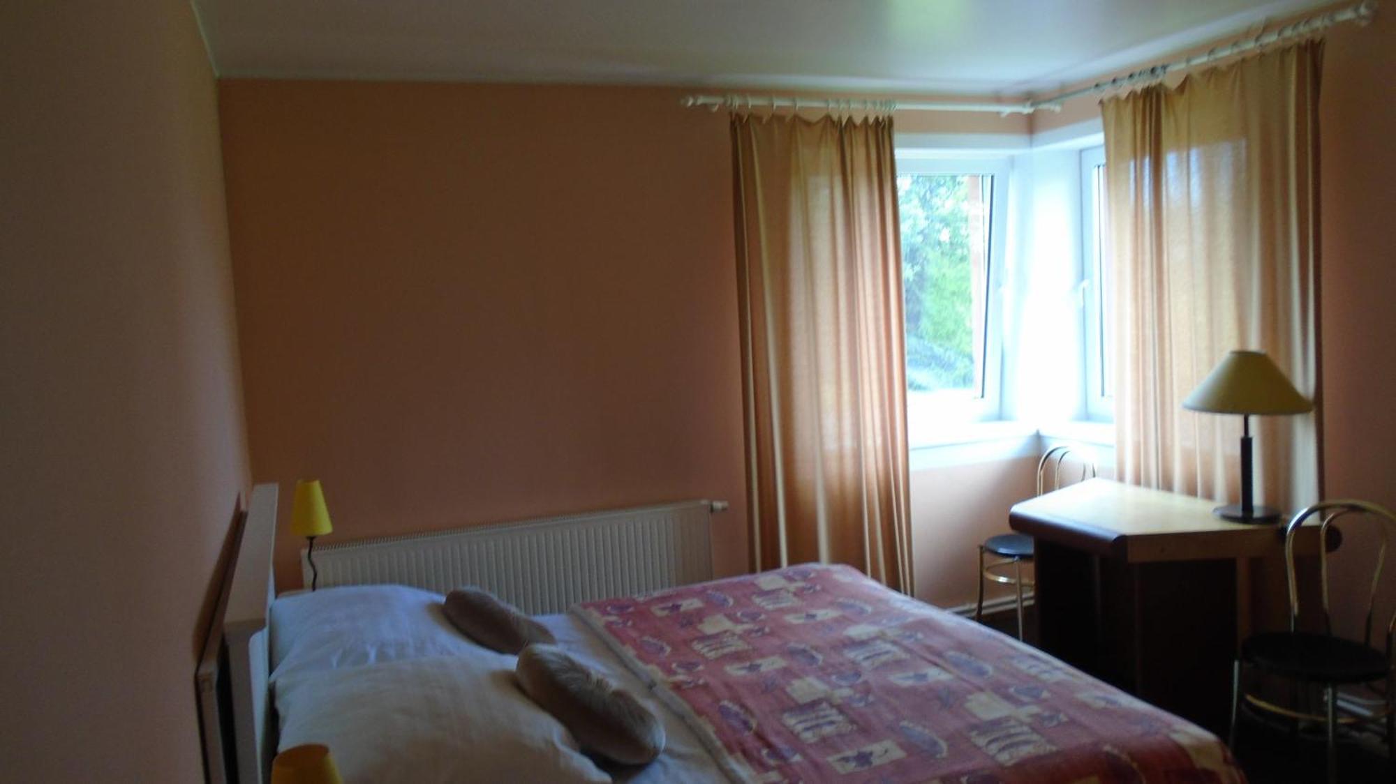 Hotel Getliin Saku Zimmer foto